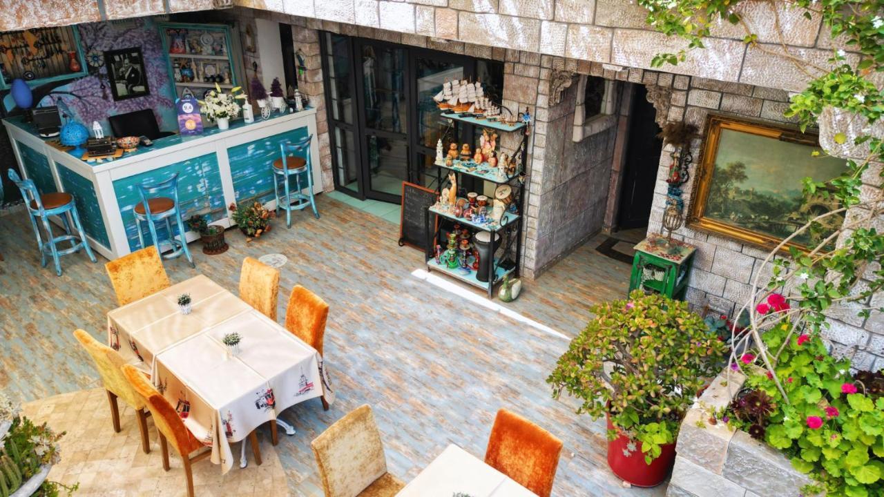 Mai̇ Hotel Çeşme Buitenkant foto
